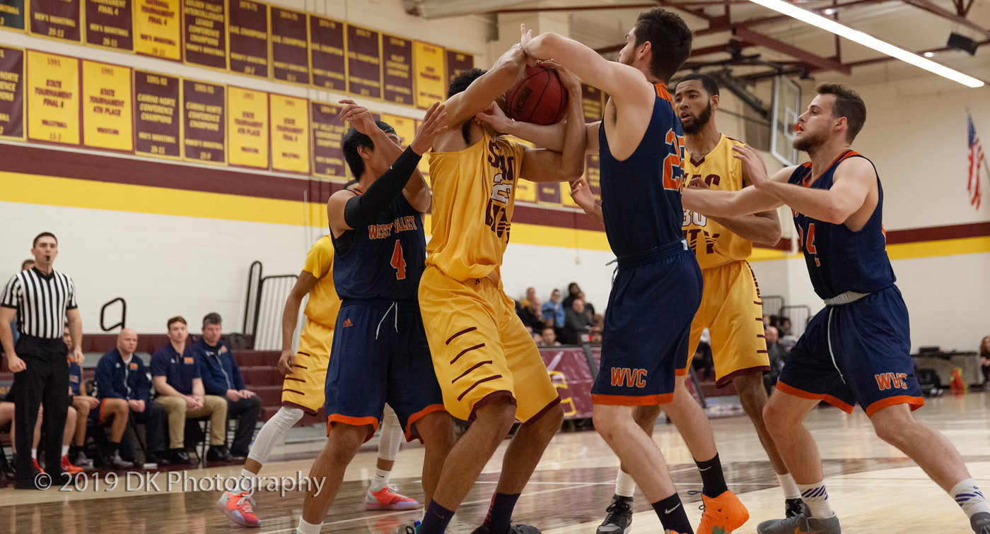 Men's Basketball season comes to an end as they lose 91-77 to Fresno City in Round 2 of the playoffs