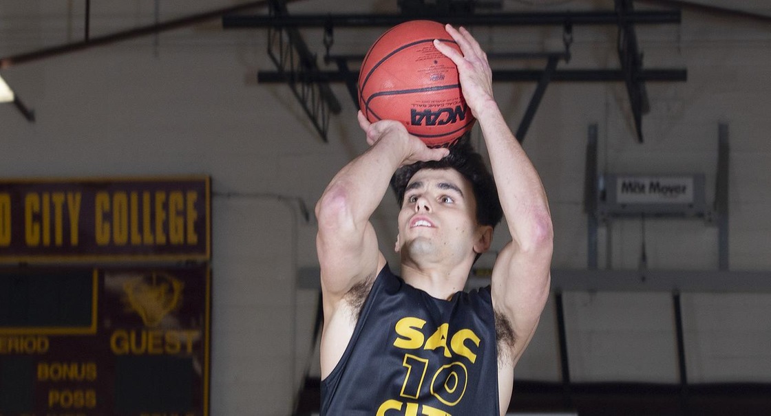 Mendocino beats the Panthers; Marshall scored 17 points and Paxton had 16 points in the loss