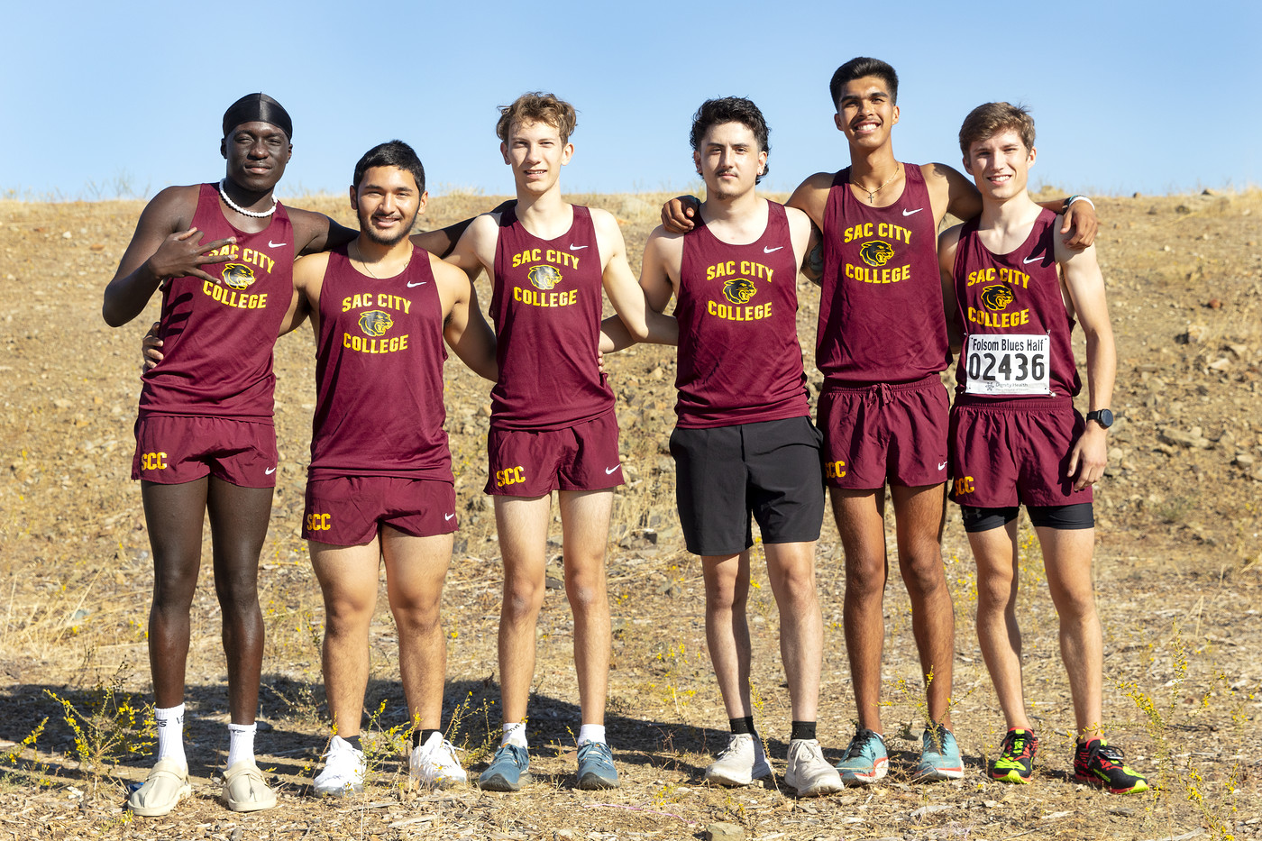 Walker, Campos and Hupiu are the top 3 runners for the men's team at the Modesto Invite; Panthers finish in 5th place