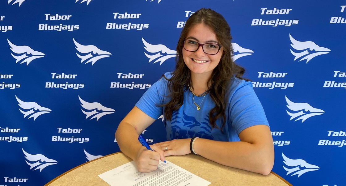 Farren signs with Tabor College (NAIA) to continue her education and softball career