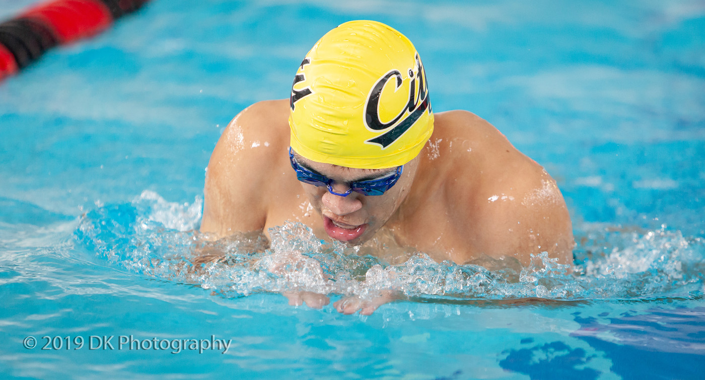 Freiwald and Sibayan lead the Men's swimming team at the 2-day Hawks Invite