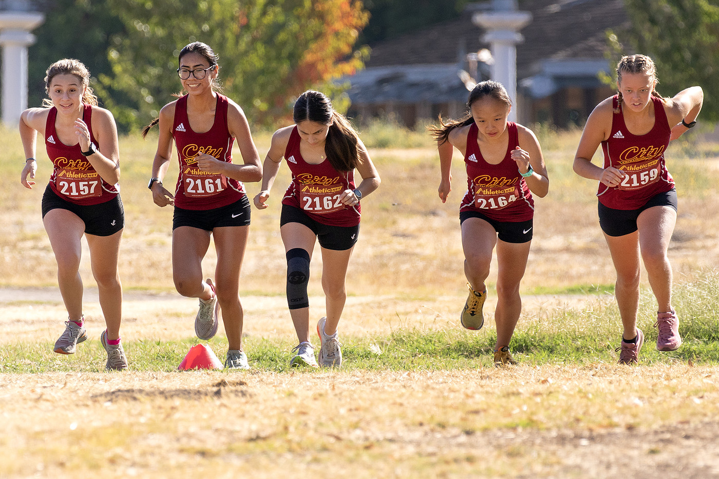 The Panthers women's cross country team finishes in 7th place at the Kim Duyst Invitational